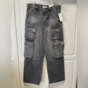 Urban Outfitters BDG Baggy Skate Fit Cargo Jean in Vintage Denim Light-Size 34